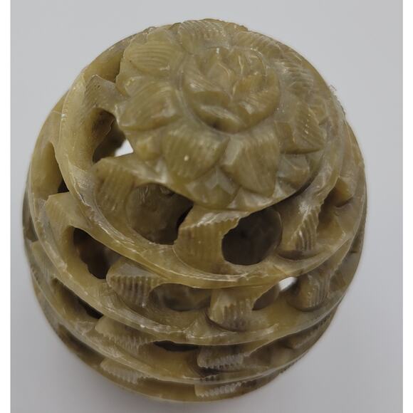 Hand-Carved Egg Natural Soap Stone 3" Owl Figurine Inside Polished Made in India - Picture 8 of 12
